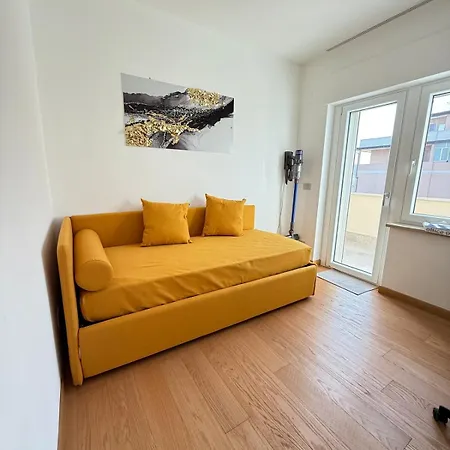 Apartment Nada Bianca - Attico Di Luce *