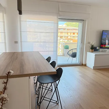 Nada Bianca - Attico Di Luce *