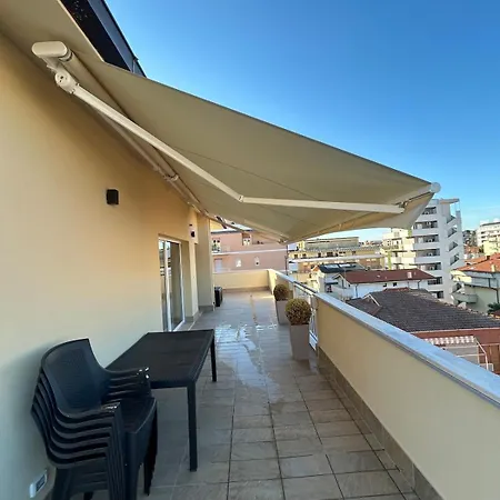 Nada Bianca - Attico Di Luce Apartment