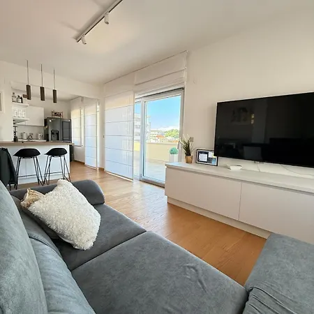 Apartment Nada Bianca - Attico Di Luce