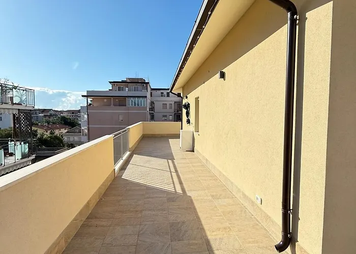 Nada Bianca - Attico Di Luce Daire